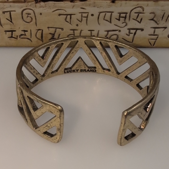 Lucky Brand Goldtone Geometric Bracelet Distressed Finish - Picture 3 of 4